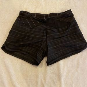 Lululemon Athletica Shorts Active style black with grey strips waist 26